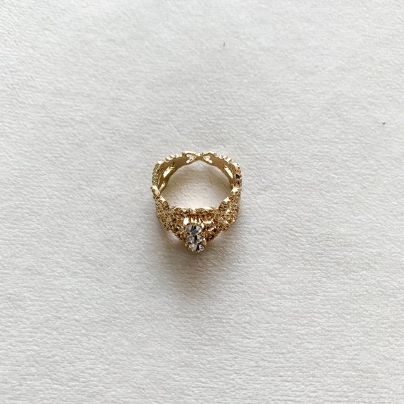 Gold Filigree Ring - Picture 3 of 4